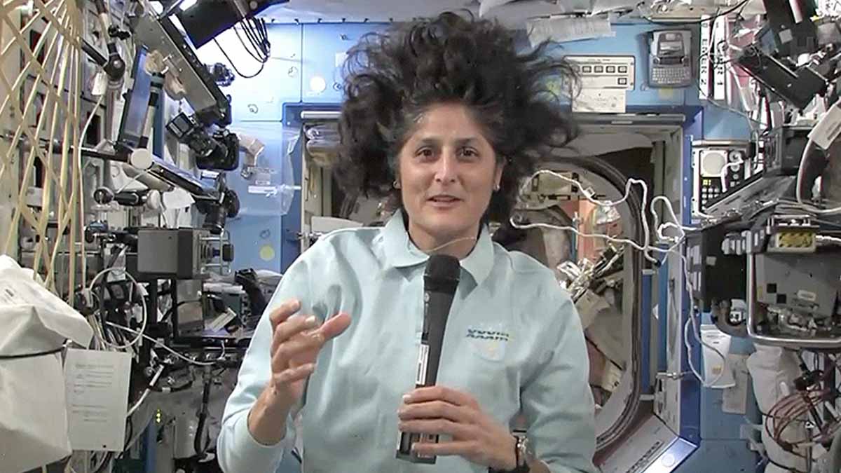 Sunita Williams spacewalk live